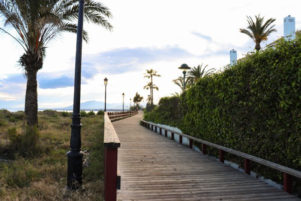 Boardwalk at the gates from Los Monteros